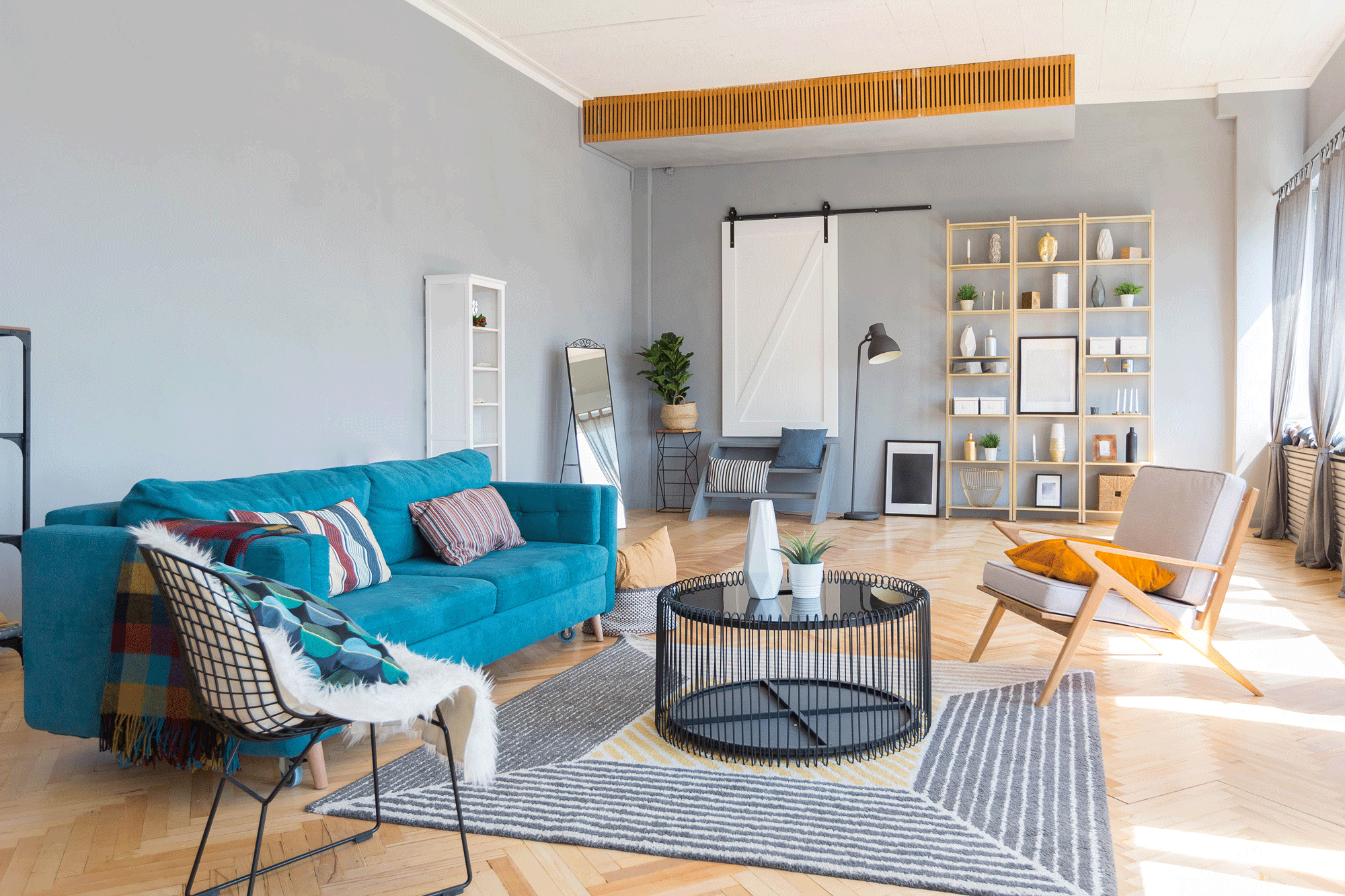 Art-of-mixing-furniture Modern interior design using mixed furniture.
