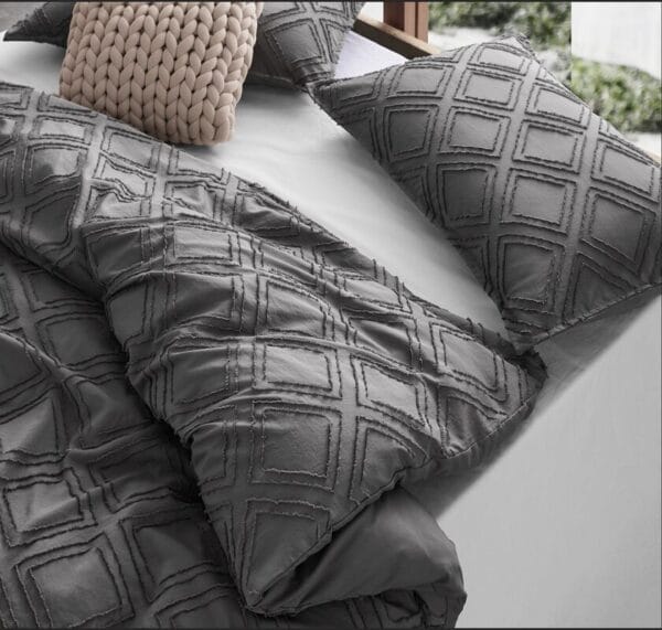 Tufted Quilt Cover Set King - Image 5