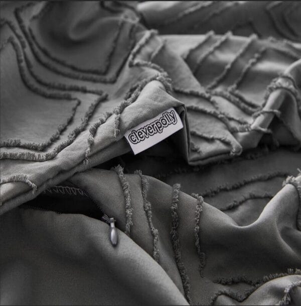 Tufted Quilt Cover Set King - Image 7